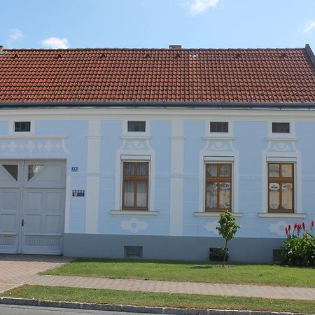 Ferienwohnungen Magedler Lutzmannsburg Exterior foto