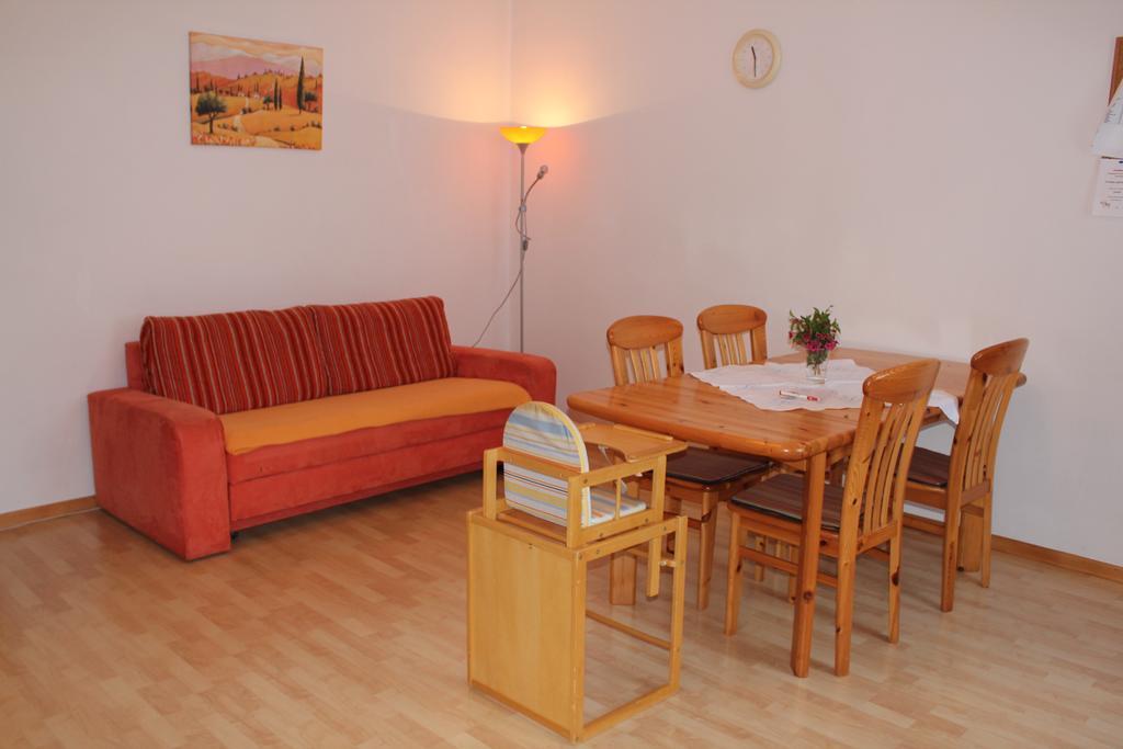 Ferienwohnungen Magedler Lutzmannsburg Exterior foto